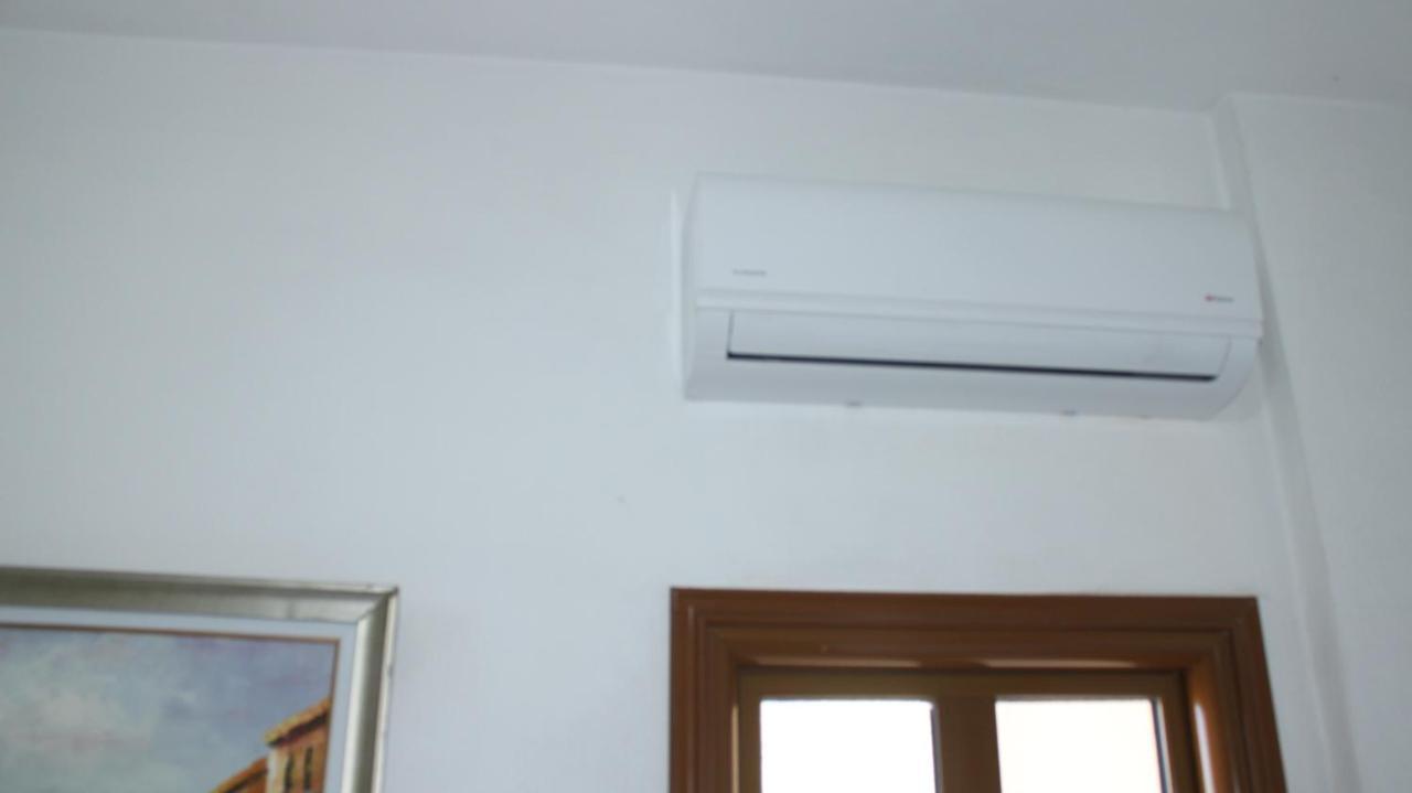 Deni'S Family Apartment In New Blvd Tirana Zewnętrze zdjęcie
